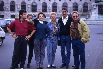 Franz Pietruska, Hans Kah, Margarethe Pietruska, Anita Brill, Madlene Ernst, Wolfgang Reibold (v. r.)