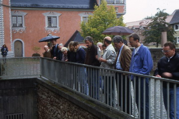 Stadtführung in Ladenburg: Franz Pietruska, Oliver Schmitz, Eberhard Hayn, Stadtführer, Dr. Gerhard Schweinfurth, Tanja Schwarz, Monika Javošik, N.N., N.N., Dr. Joachim Neumann, Klaus Breiter (v. r.)