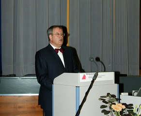 Hans Kern, Leiter der Sektion Karlsruhe der DGfK