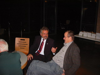 Dipl.-Ing. Hansjörg Schönherr und Professor Dr. Günter Hell (v. l.)